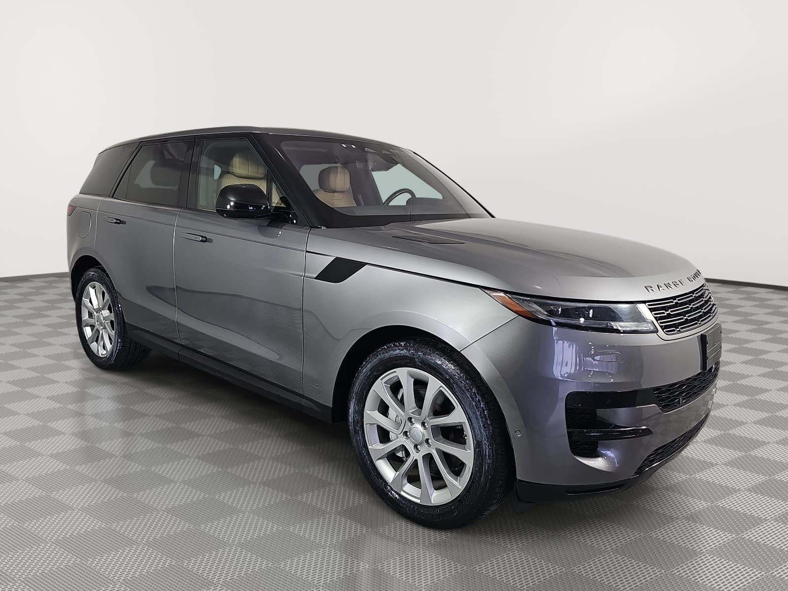 Used 2023 Land Rover Range Rover Sport SE AWD/4WD image 2