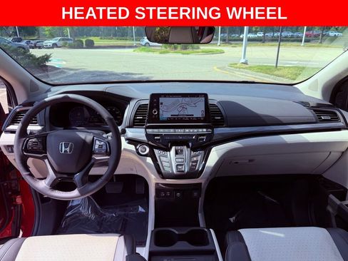 Used 2026 Honda Odyssey Elite image 11