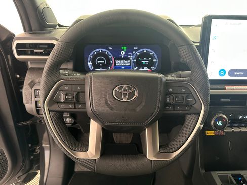 Used 2026 Toyota Tacoma Limited w/ Tow Tech Package AWD/4WD image 15