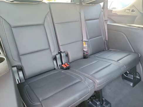 Used 2025 Chevrolet Tahoe Premier RWD image 23