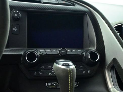 Used 2016 Chevrolet Corvette Z06 w/ C7.r Special Edition image 42