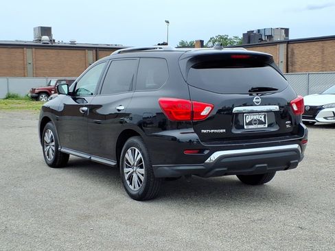 Used 2020 Nissan Pathfinder SL AWD/4WD image 4