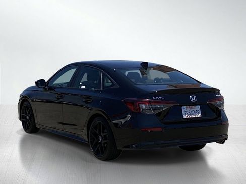 Used 2025 Honda Civic Sport image 4