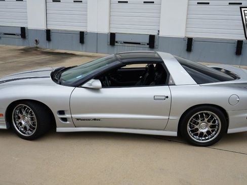 Used 2000 Pontiac Firebird Formula w/ Security Pkg image 27