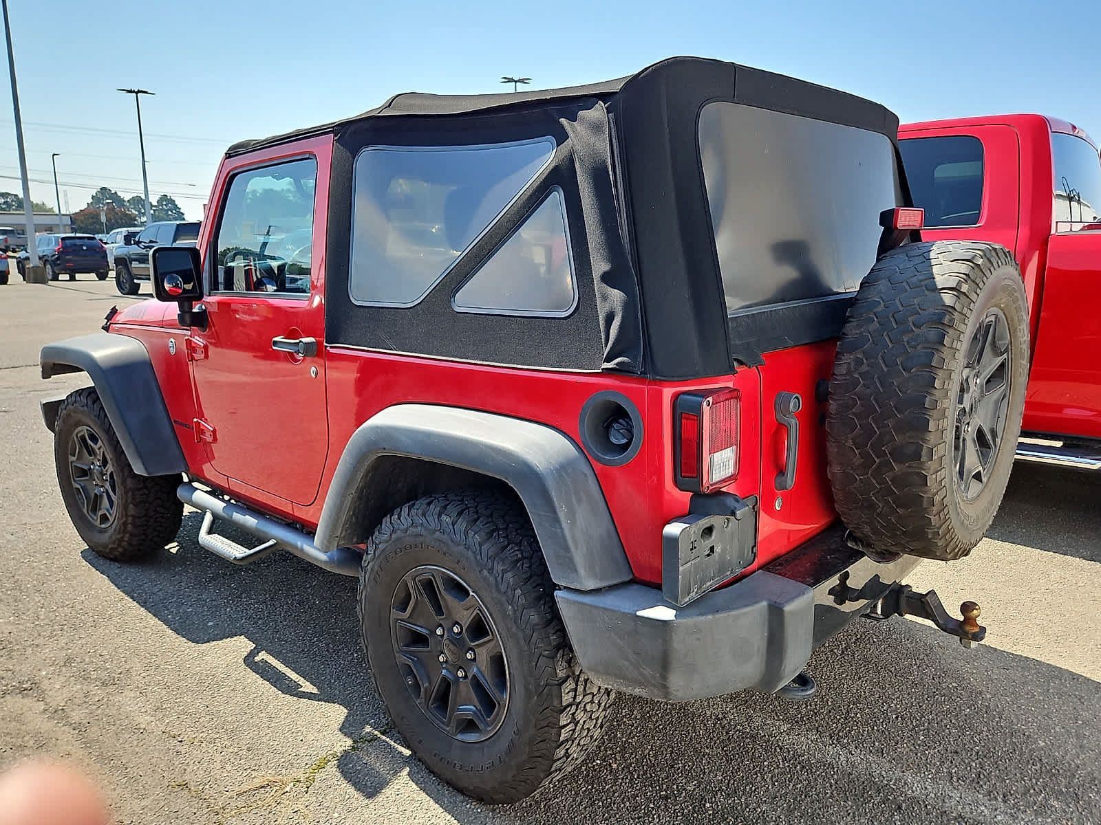 Used 2016 Jeep Wrangler Sport AWD/4WD image 4