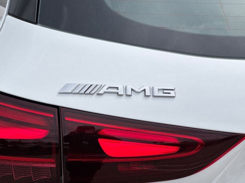New 2026 Mercedes-Benz GLA 35 AMG 4MATIC image 13