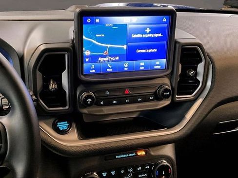 Used 2024 Ford Bronco Sport Big Bend w/ Convenience Package image 9