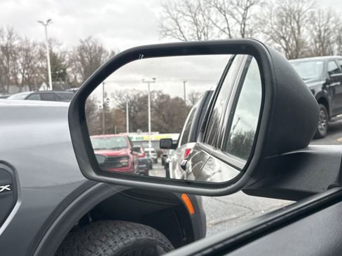 Used 2025 Ford Explorer Active w/ Active Comfort Package image 43