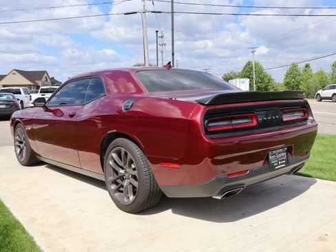 Used 2022 Dodge Challenger R/T Scat Pack w/ Driver Convenience Group RWD image 28