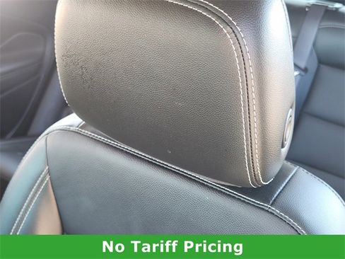 Used 2022 GMC Terrain SLT w/ Tech Package image 13