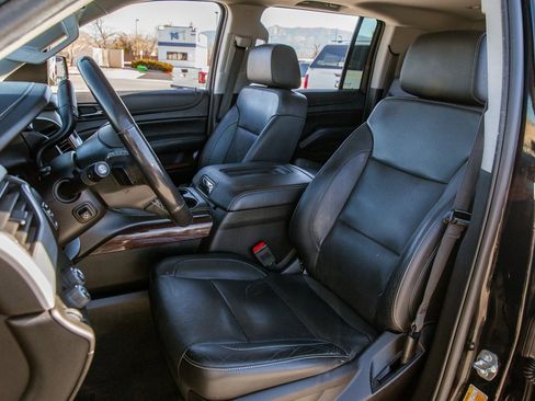 Used 2019 GMC Yukon XL SLT image 13