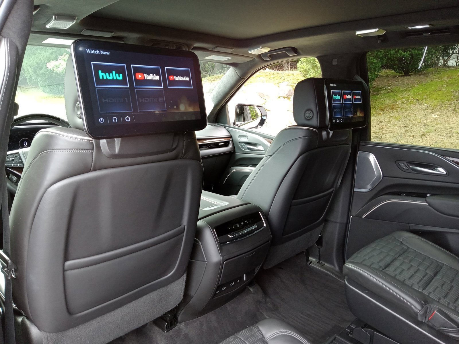 Used 2023 Cadillac Escalade Sport Platinum AWD/4WD image 25
