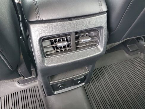 Certified 2024 Ford Edge SEL w/ Convenience Package image 26