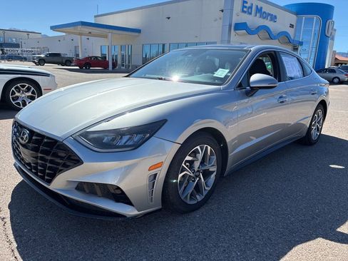 Used 2021 Hyundai Sonata SEL w/ Convenience Package image 1
