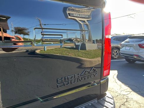 New 2026 Chevrolet Silverado 2500 High Country w/ Midnight Edition image 15