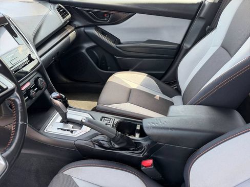 Used 2018 Subaru Crosstrek 2.0i Premium AWD/4WD image 12