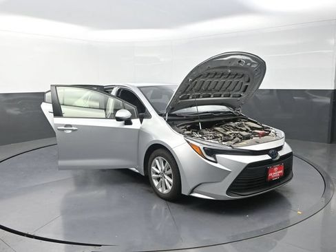 Certified 2024 Toyota Corolla LE w/ LE Convenience Package FWD image 39