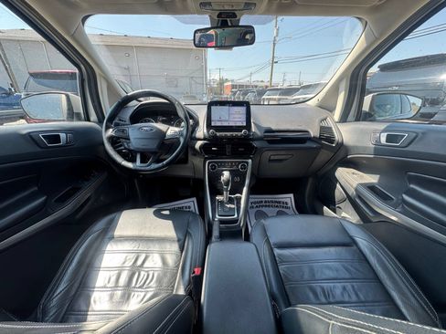 Used 2018 Ford EcoSport Titanium w/ Titanium Cold Weather Package AWD/4WD image 27