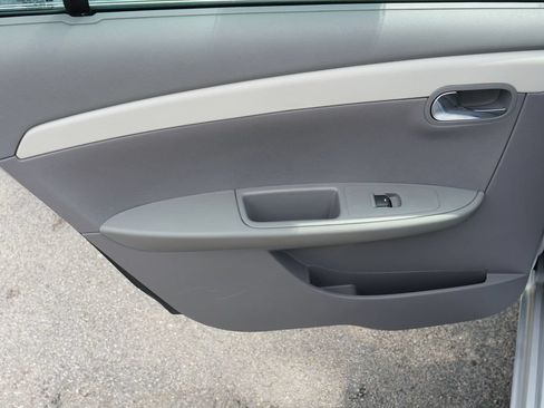 Used 2011 Chevrolet Malibu LS FWD image 24