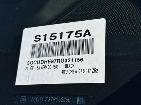 Used 2024 Chevrolet Silverado 1500 ZR2 w/ Technology Package image 37