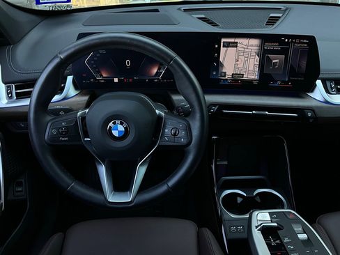 Used 2023 BMW X1 xDrive28i w/ Premium Package image 15