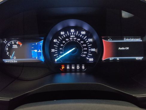 Used 2018 Ford Edge Titanium w/ Technology Package FWD image 23
