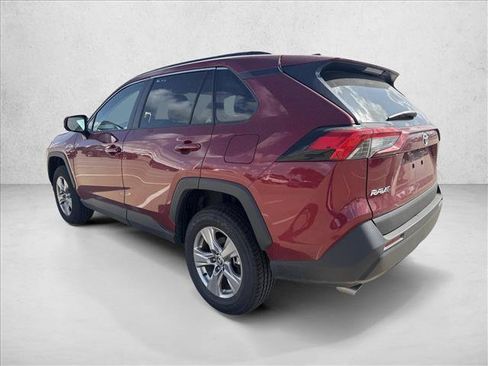 Used 2025 Toyota RAV4 XLE FWD image 7