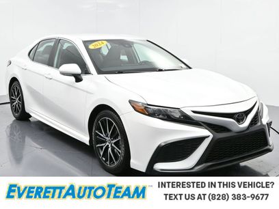 Used 2024 Toyota Camry SE
