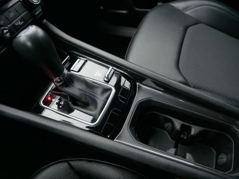 Used 2022 Jeep Compass Latitude image 31