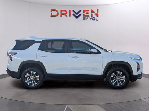 New 2026 Chevrolet Equinox LT w/ LPO, Floor Liner Package image 6