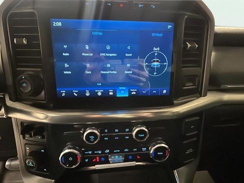 Used 2022 Ford F150 Lariat w/ Equipment Group 502A High image 19