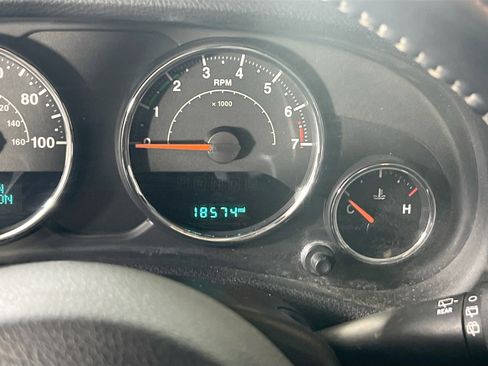 Used 2017 Jeep Wrangler Sahara w/ Quick Order Package 24E Chief image 11