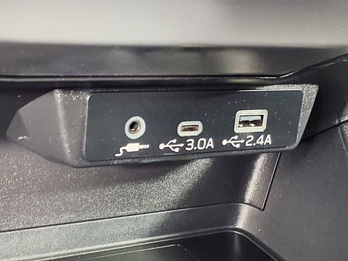 Used 2024 Subaru Crosstrek 2.5i Wilderness w/ Crosstrek Mirror Package image 23