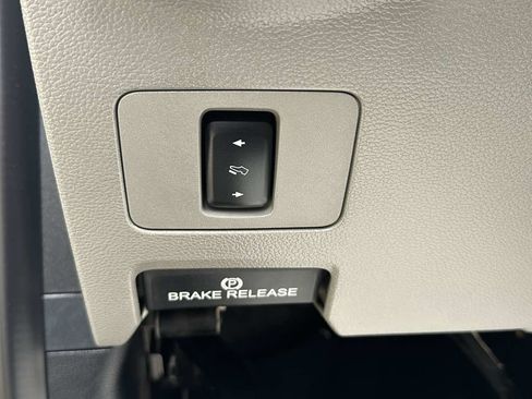 Used 2019 Ford F250 XLT w/ XLT Value Package AWD/4WD image 27