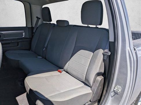 Used 2021 RAM 1500 Classic SLT AWD/4WD image 17