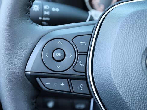 Certified 2025 Toyota RAV4 XLE image 21