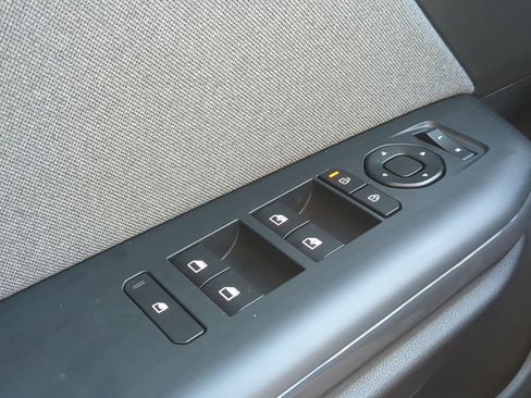 New 2025 Kia K4 EX image 20