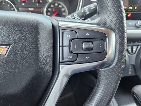 Used 2025 Chevrolet Blazer LT AWD/4WD image 27