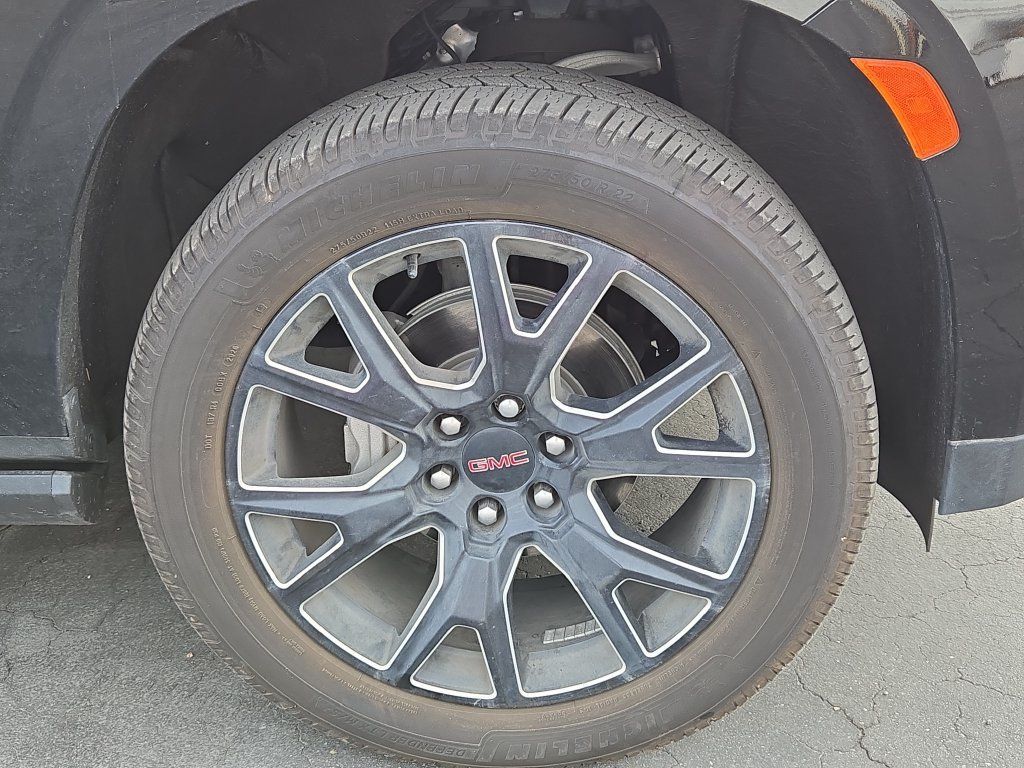 Certified 2024 GMC Yukon XL Denali AWD/4WD image 6