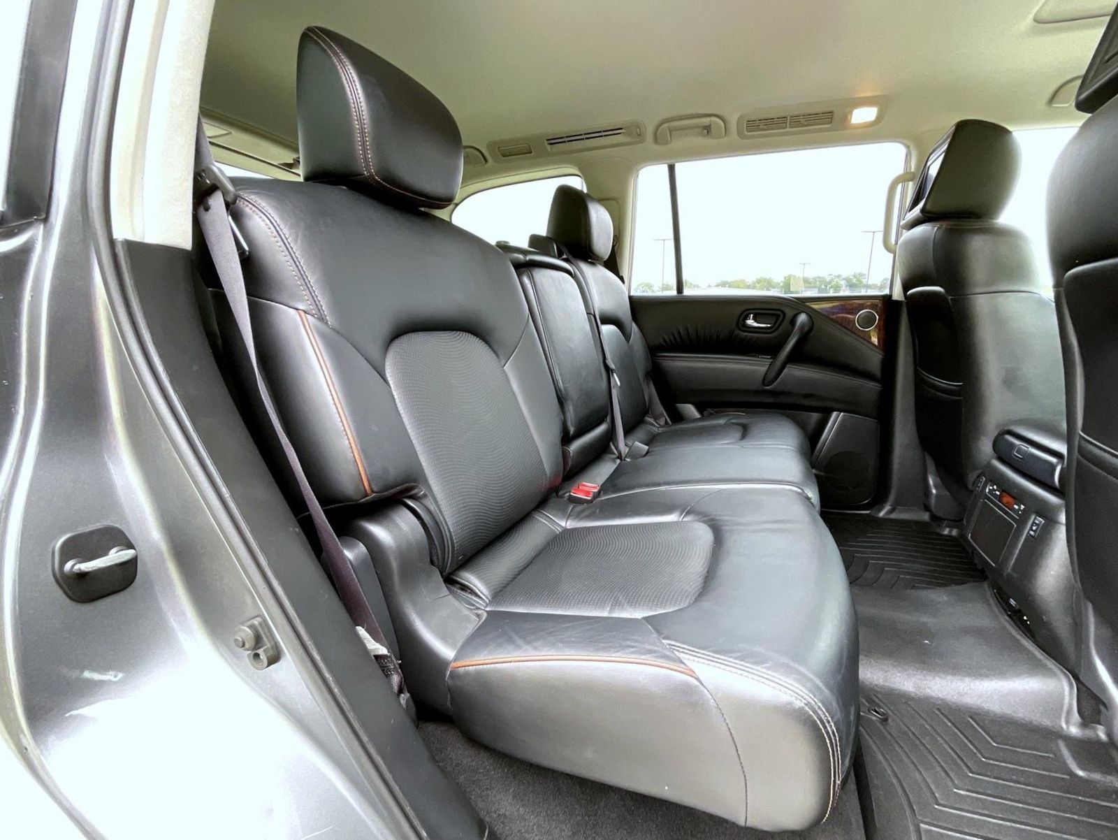 Used 2017 Nissan Armada Platinum RWD image 19