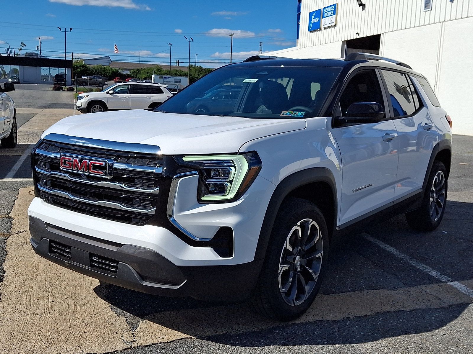 New 2027 GMC Terrain Elevation w/ Elevation Premium Package AWD/4WD image 2