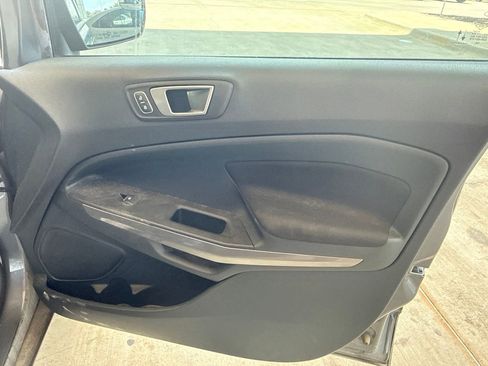 Used 2021 Ford EcoSport SE FWD image 19