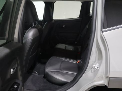 Used 2020 Jeep Renegade Limited image 17