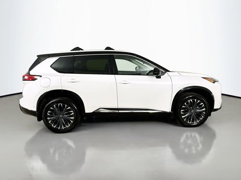 Used 2025 Nissan Rogue Platinum w/ Platinum Premium Package AWD/4WD image 4