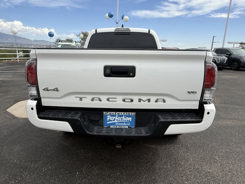 Used 2023 Toyota Tacoma Limited AWD/4WD image 6