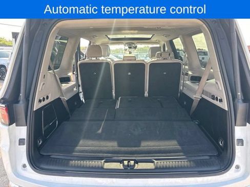 Used 2024 Jeep Wagoneer 2WD w/ Premium Group I image 19