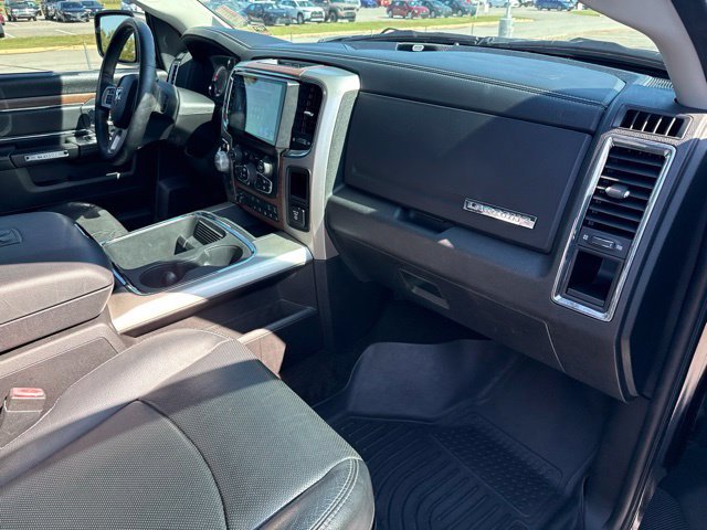 Used 2015 RAM 1500 Laramie w/ Convenience Group AWD/4WD image 16