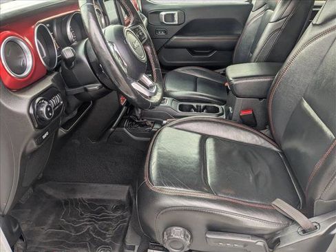 Used 2020 Jeep Gladiator Rubicon image 15