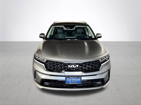 Certified 2023 Kia Sorento EX image 3
