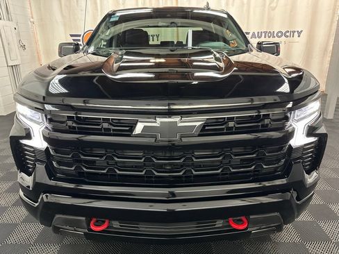 Used 2025 Chevrolet Silverado 1500 RST w/ Redline Edition AWD/4WD image 3
